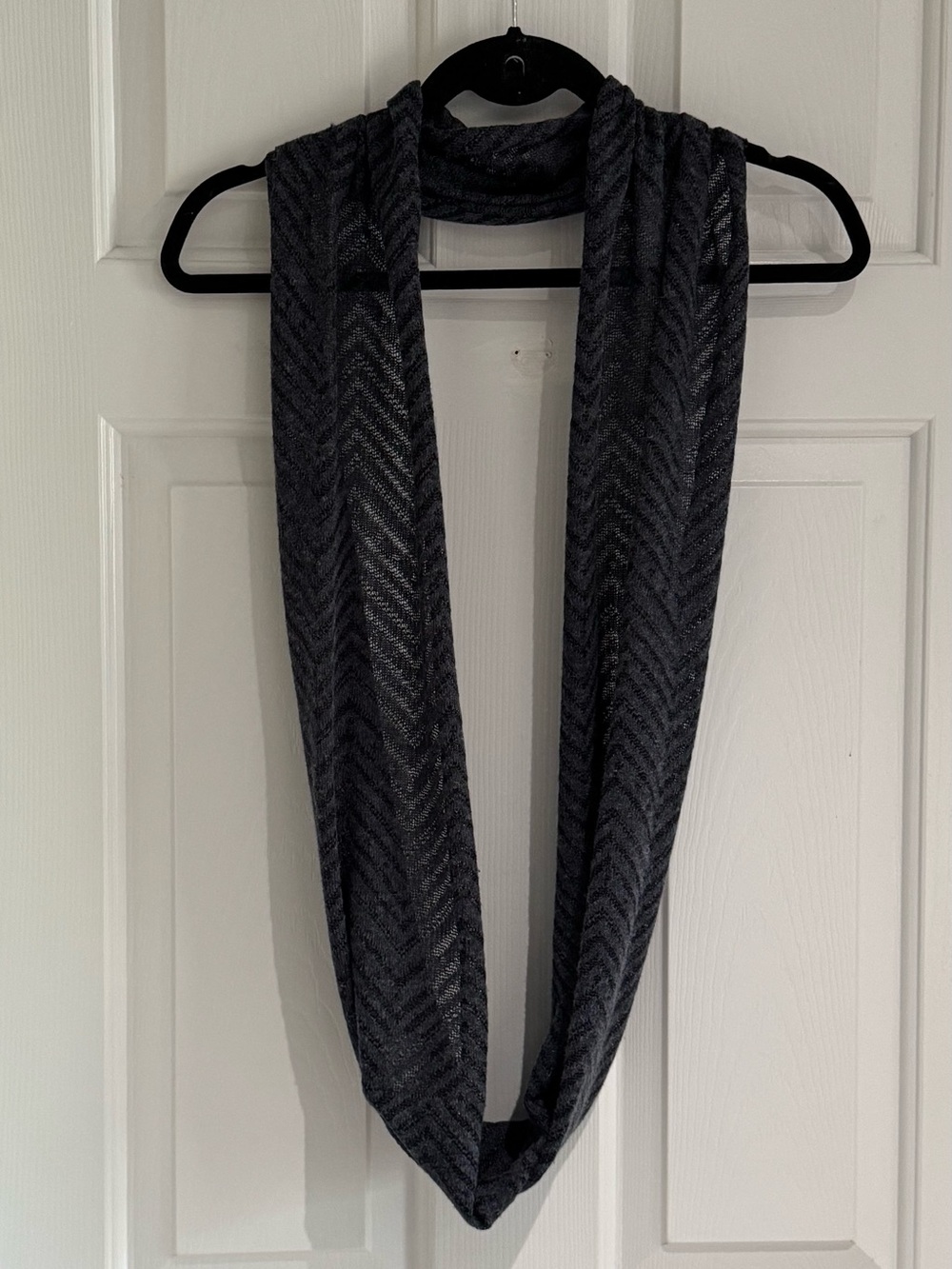 Mudd Chevron Knit Infinity Scarf in Charcoal